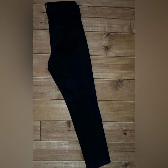 Old Navy Women’s Mid Rise Original Skinny Jeans, Color: Black, Size: 4 Short - Picture 3 of 7